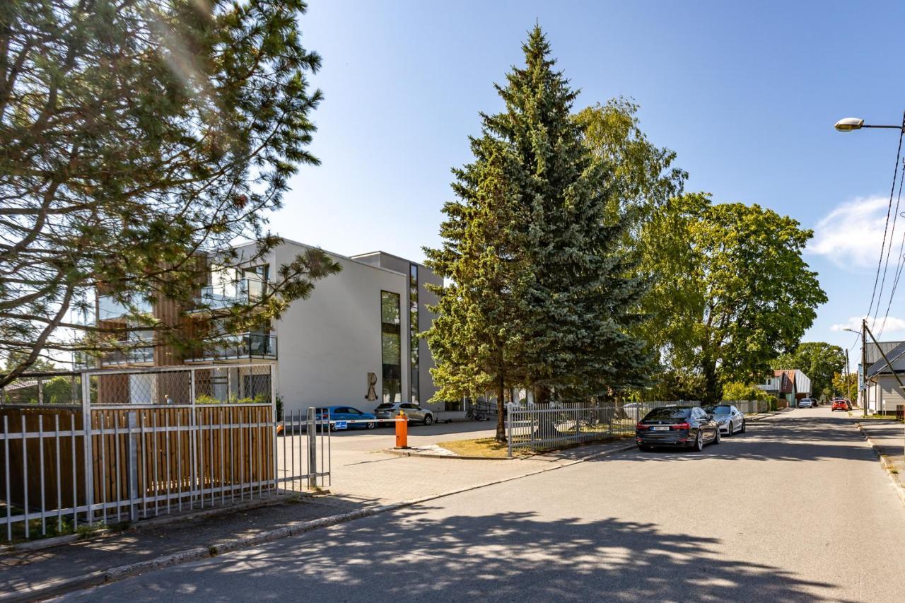 Aisa Apartments Parnawa Zewnętrze zdjęcie